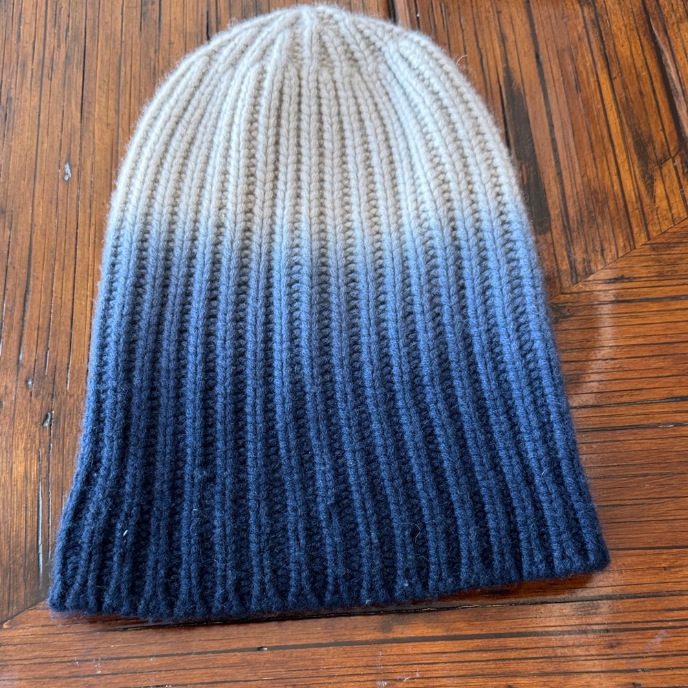 HURRAY cashmere hat